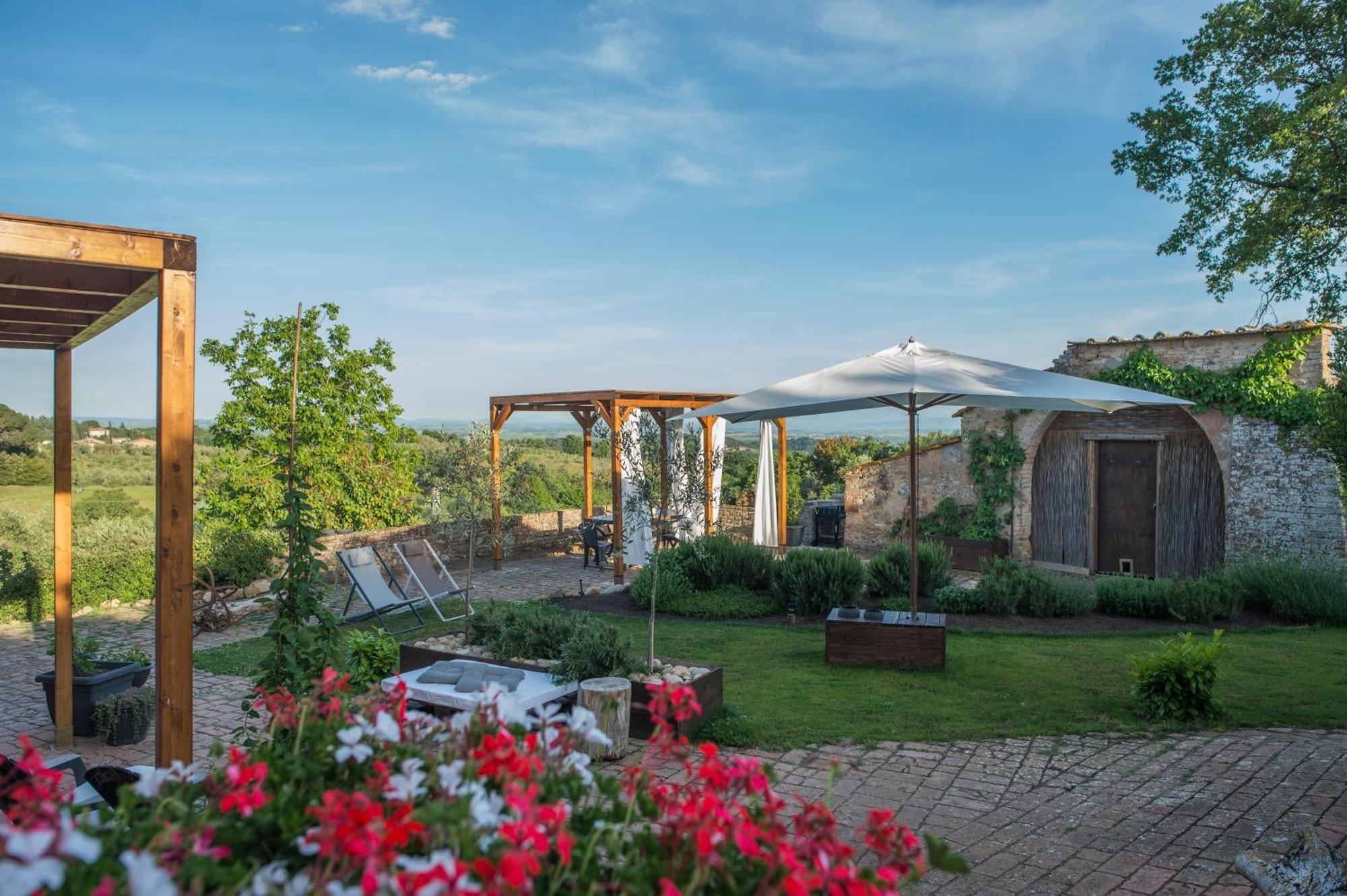 Palazzo Del Papa Country Suites Siena Luaran gambar